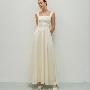 NWT - Floor Length Square Neck Satin Wedding Dress with Wide Strap - Ivory, XS